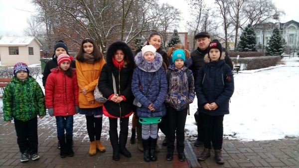 Победители регионального конкурса "Вода вокруг меня" приглашены на новогодний экологический бал в Константиновский дворец
